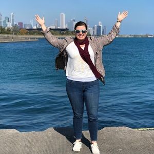 Meet your Posher, Emily